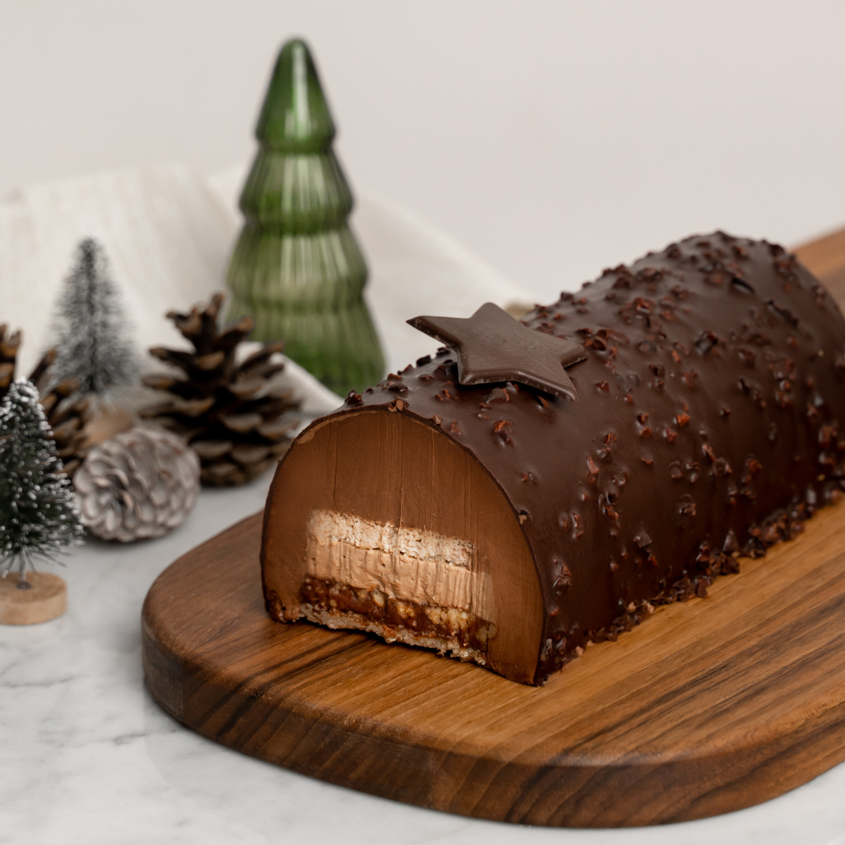 Bûche chocolat noisette